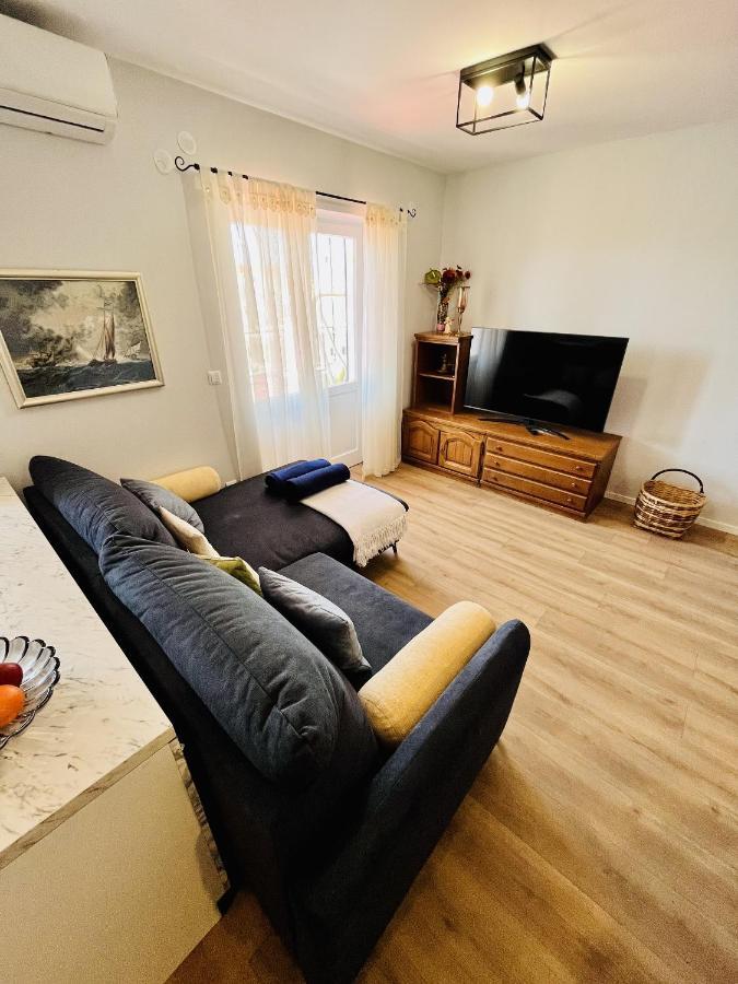 Apartments And Rooms With Parking Space Makarska - 18028 Ngoại thất bức ảnh