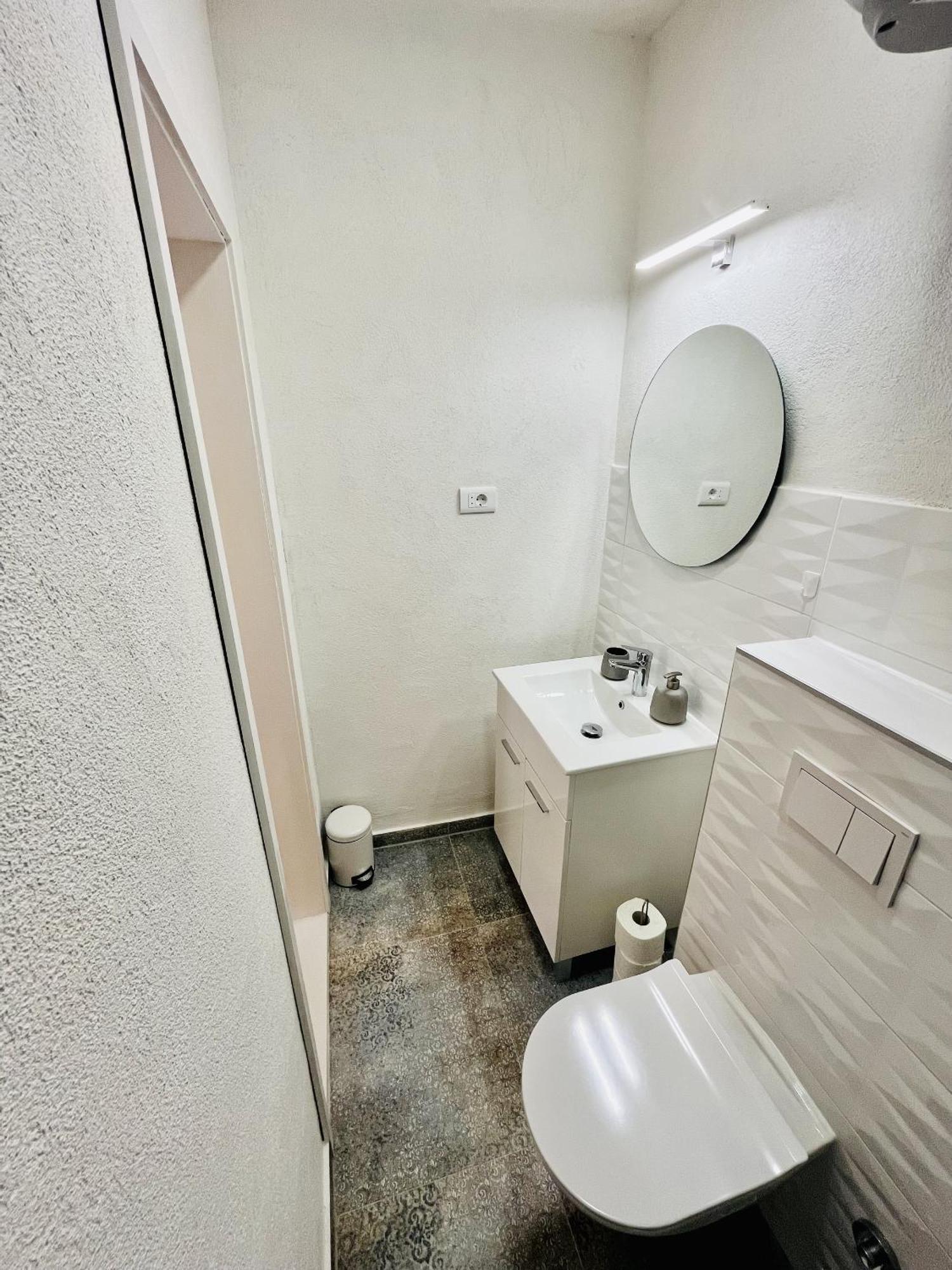 Apartments And Rooms With Parking Space Makarska - 18028 Phòng bức ảnh