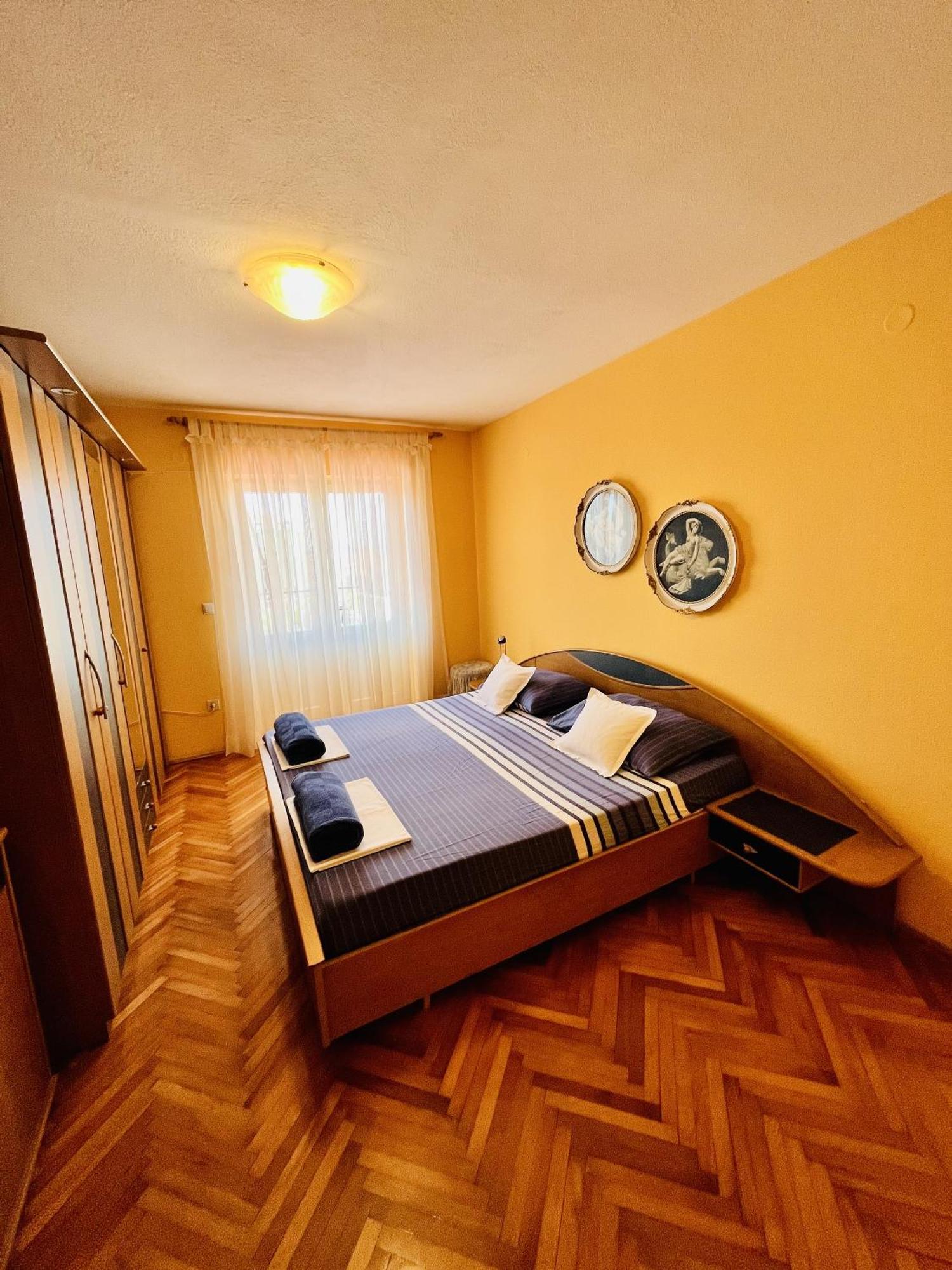 Apartments And Rooms With Parking Space Makarska - 18028 Phòng bức ảnh